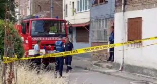 Policia zbardh ngjarjen në Korçë: Gruaja u vetëdogj me benzinë dhe u hodh nga ballkoni